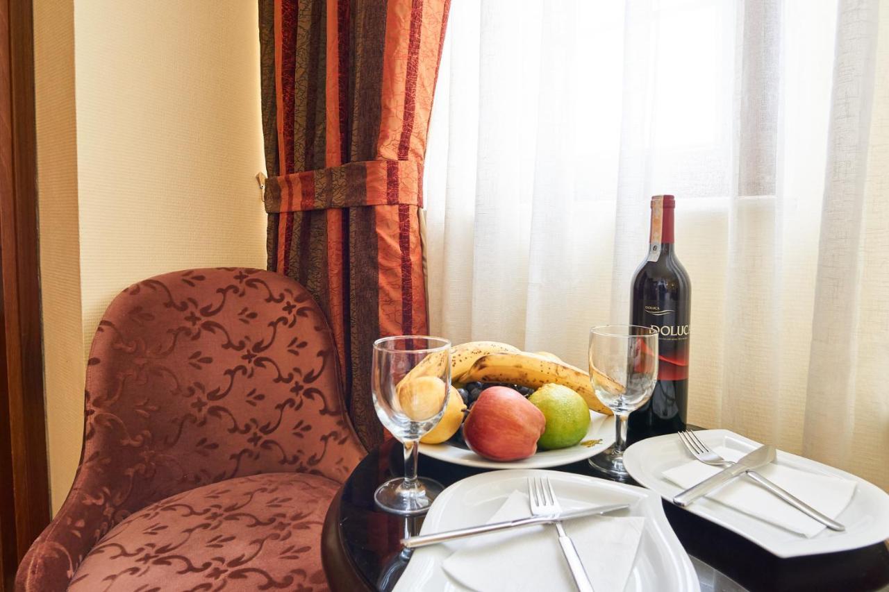 Amber Hotel & Spa Istanbul Bagian luar foto