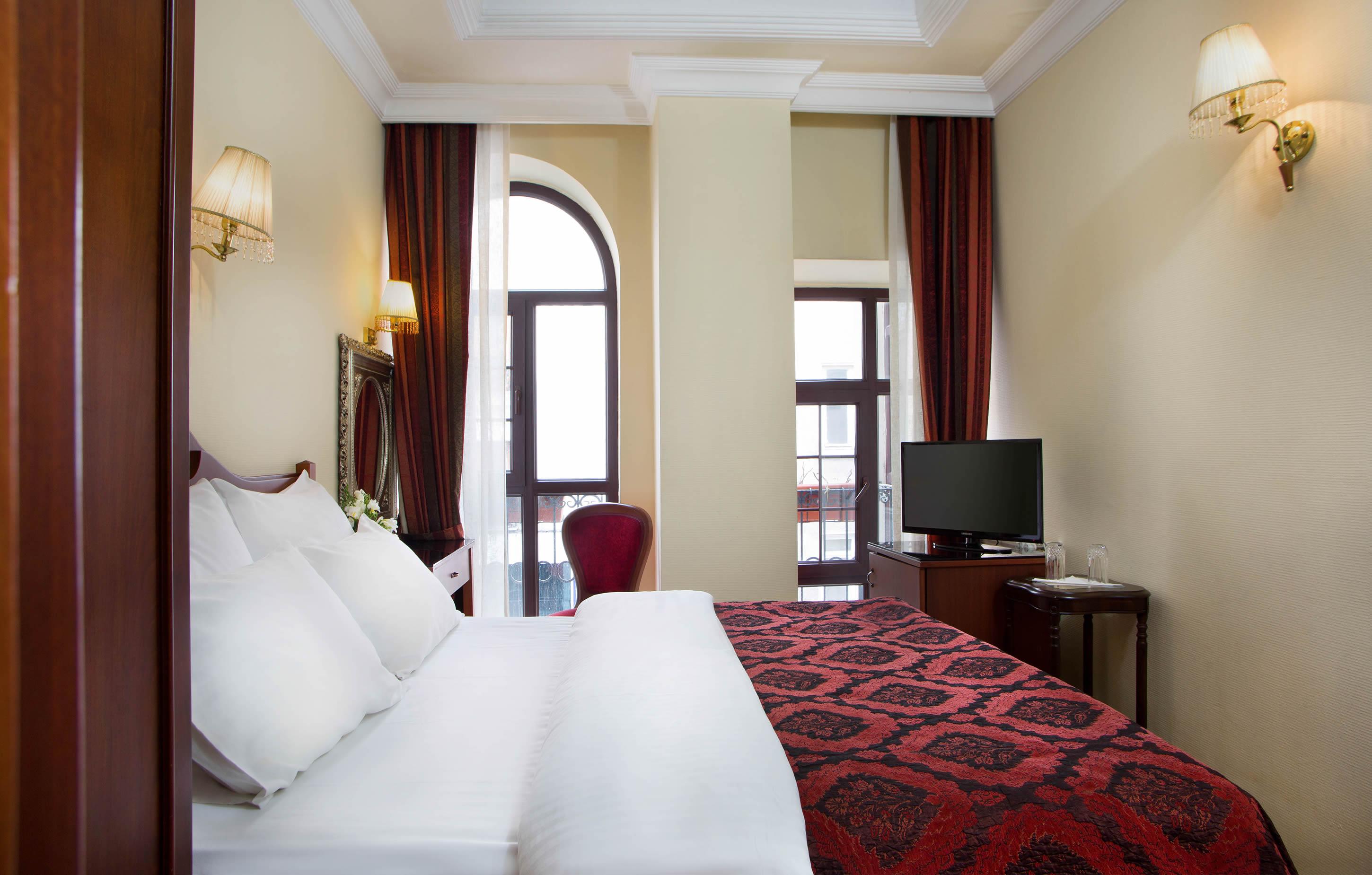 Amber Hotel & Spa Istanbul Bagian luar foto