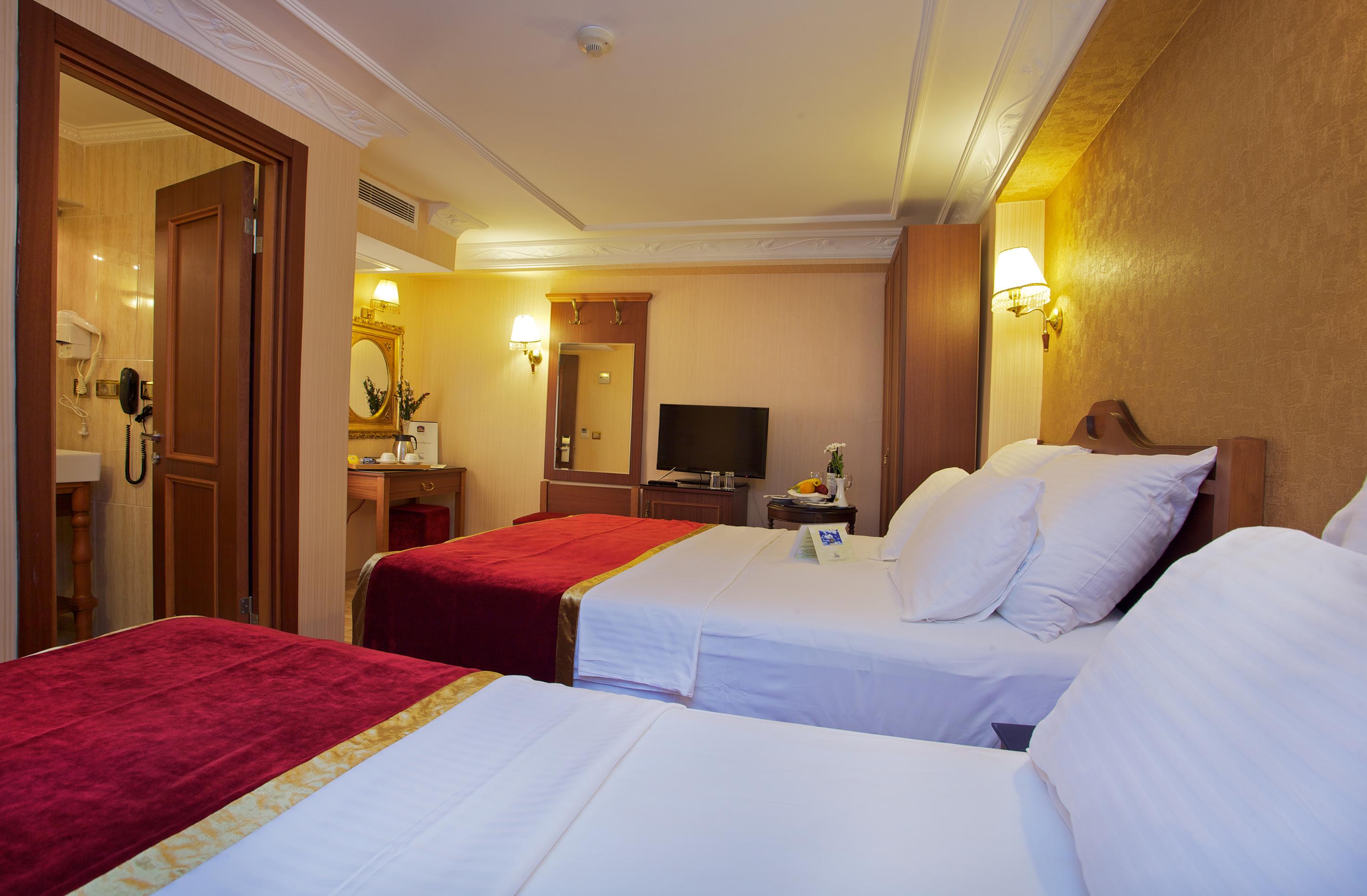 Amber Hotel & Spa Istanbul Bagian luar foto