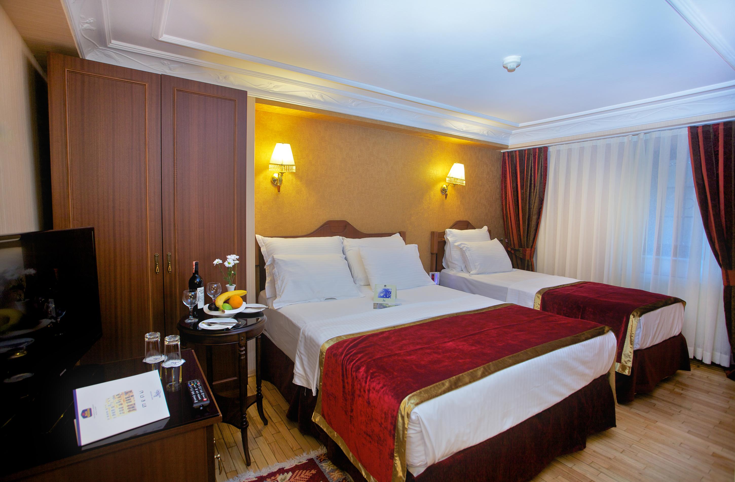 Amber Hotel & Spa Istanbul Bagian luar foto