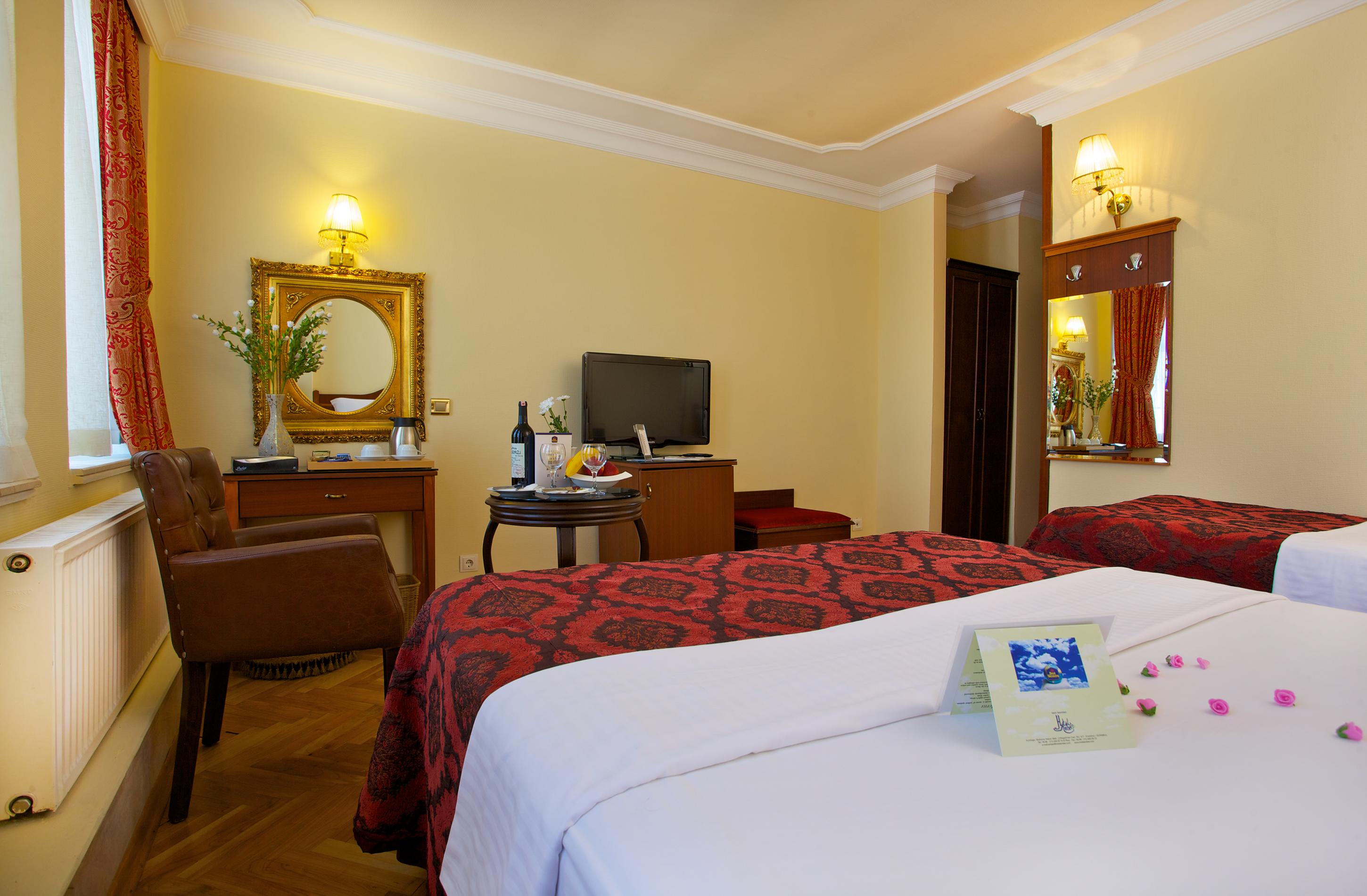 Amber Hotel & Spa Istanbul Bagian luar foto
