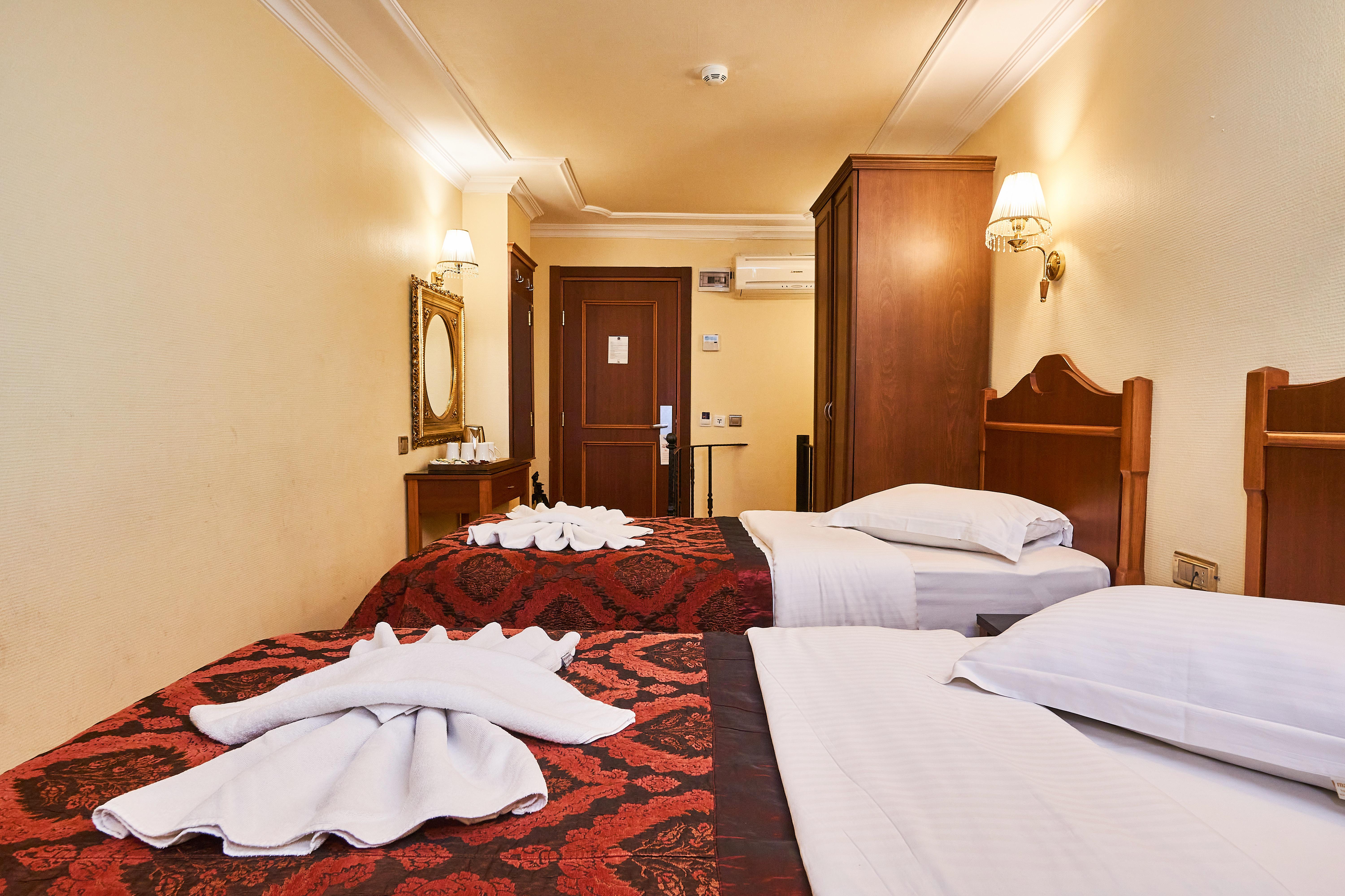 Amber Hotel & Spa Istanbul Bagian luar foto