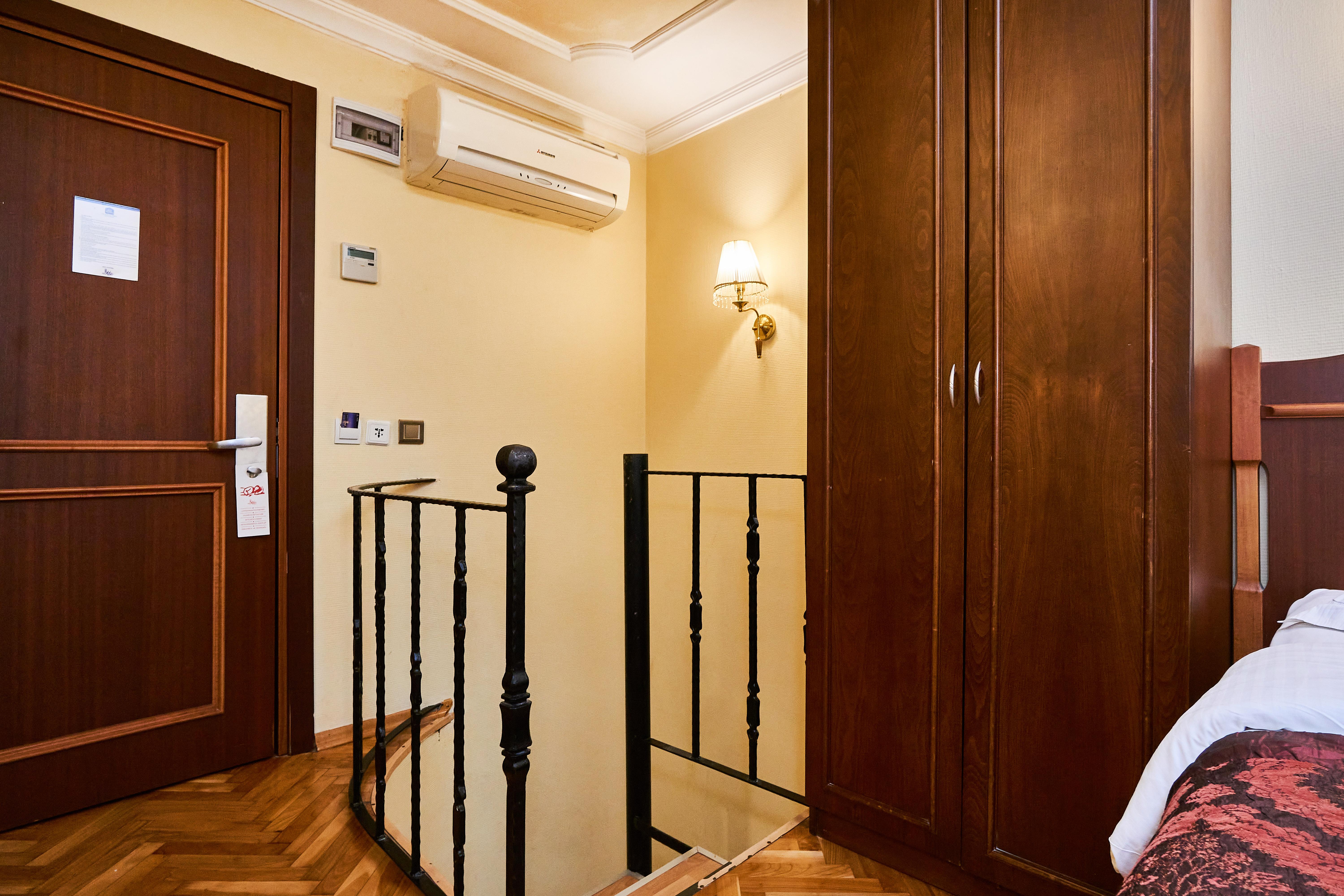 Amber Hotel & Spa Istanbul Bagian luar foto